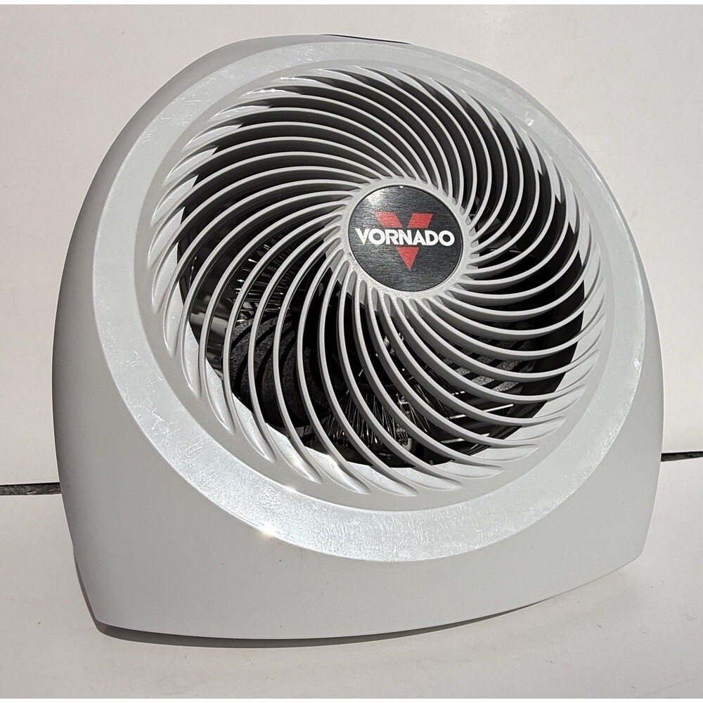 Vornado VH2 1500W Electric Space Heater Fan Forced 120V Tested Works Great
